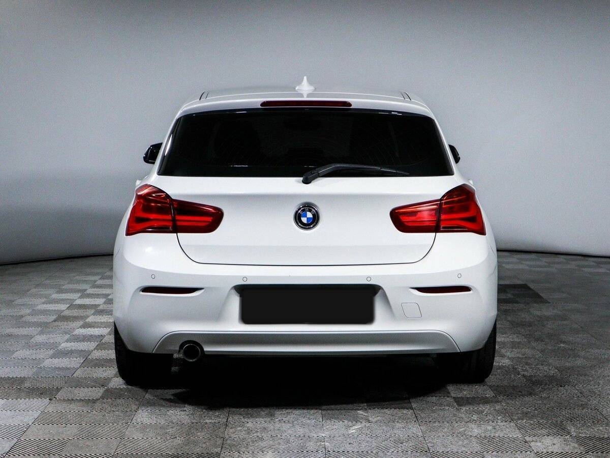 BMW 1 серии с пробегом — 2017 год. Фото: #5