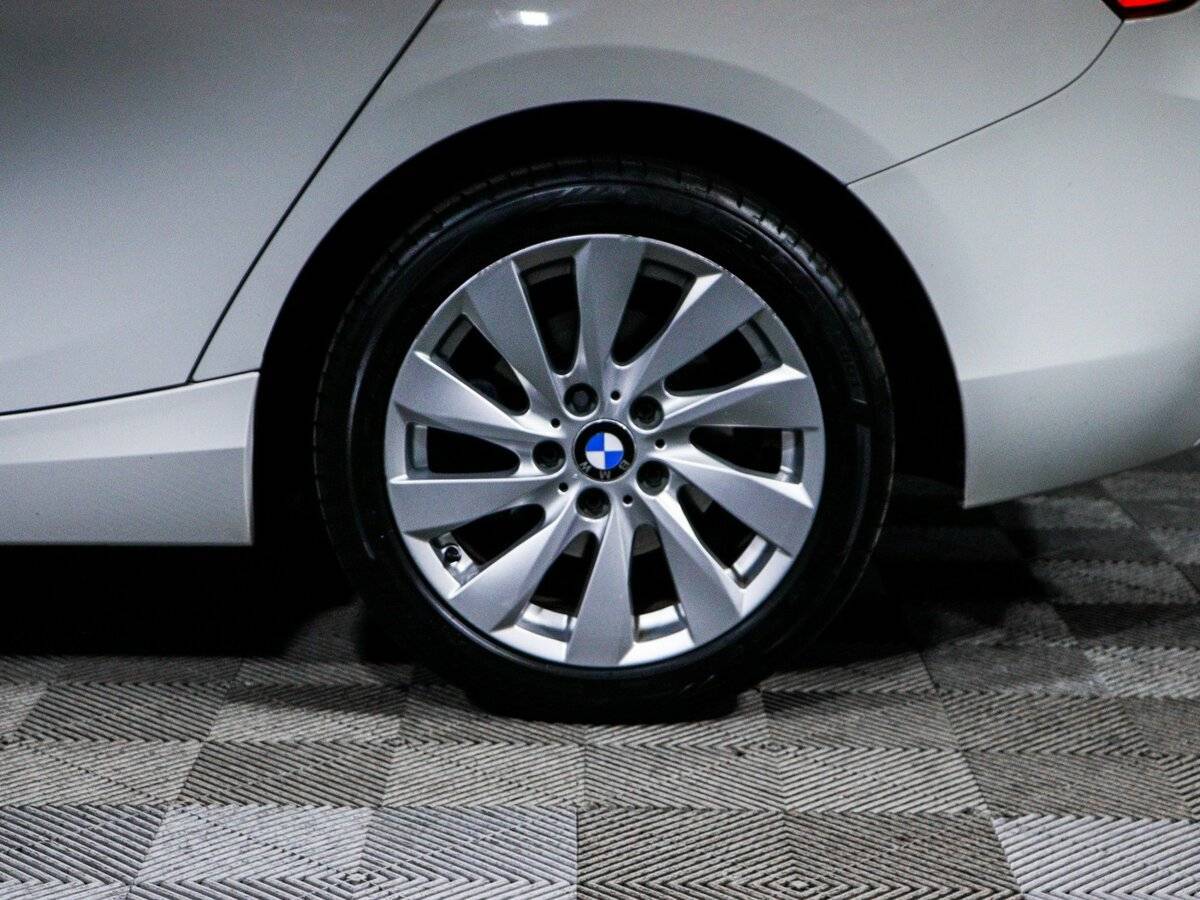 BMW 1 серии с пробегом — 2017 год. Фото: #14