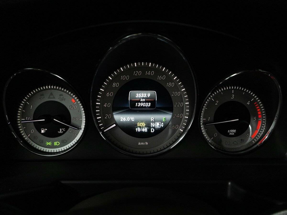 Mercedes-Benz GLK-Класс с пробегом — 2014 год. Фото: #11