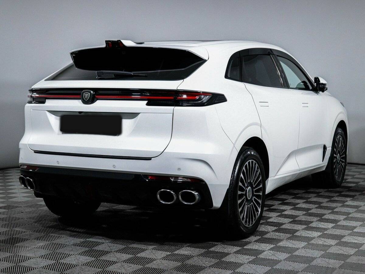 Changan UNI-K с пробегом — 2023 год. Фото: #4