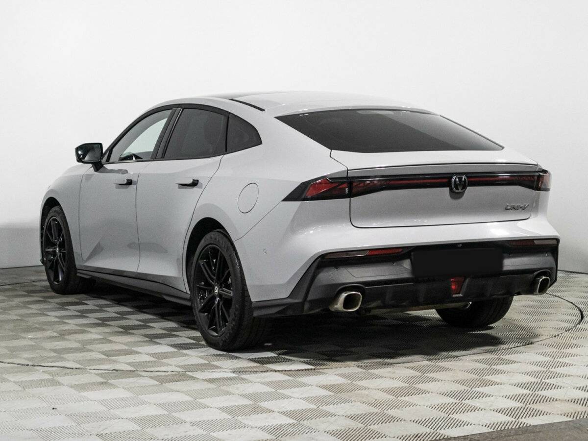 Changan UNI-V с пробегом — 2023 год. Фото: #6