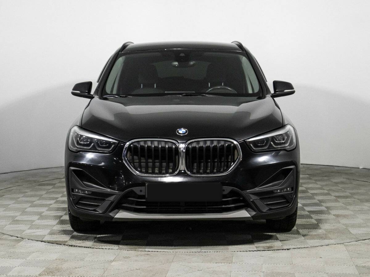 BMW X1 с пробегом — 2021 год. Фото: #1