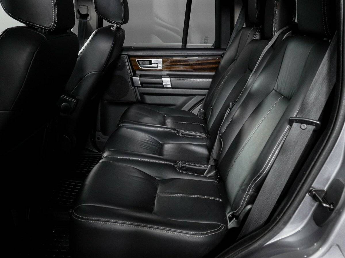 Land Rover Discovery с пробегом — 2012 год. Фото: #8