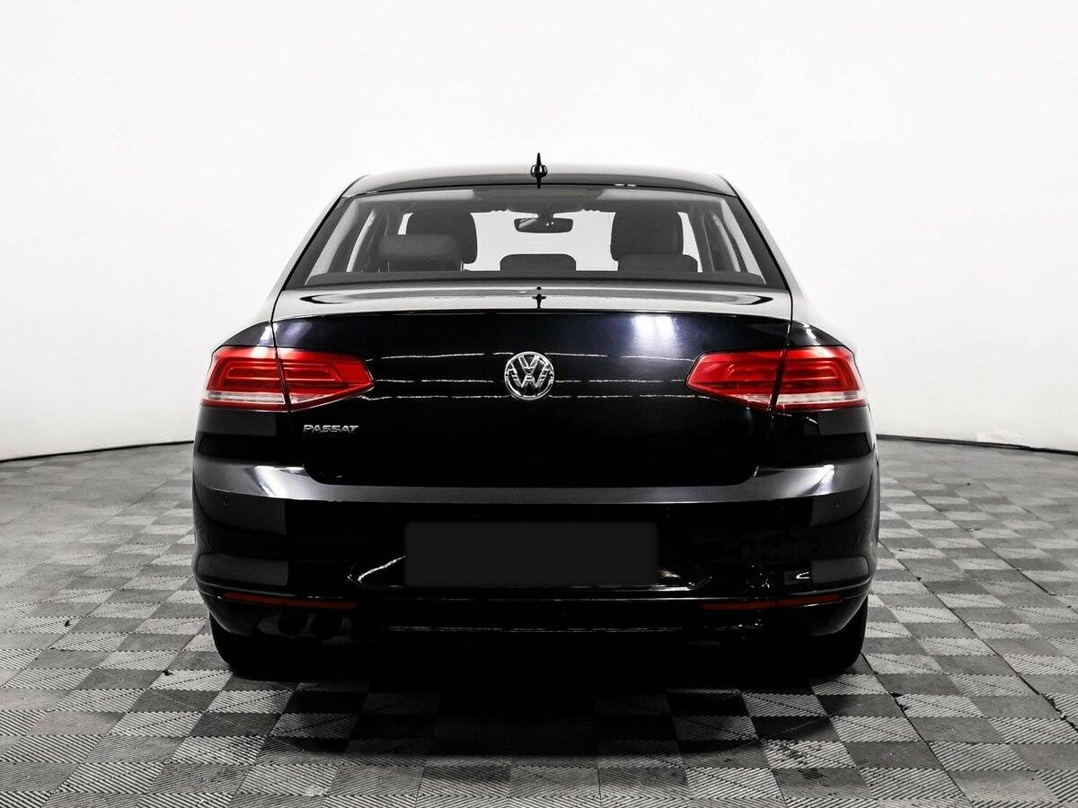 Volkswagen Passat с пробегом — 2018 год. Фото: #5