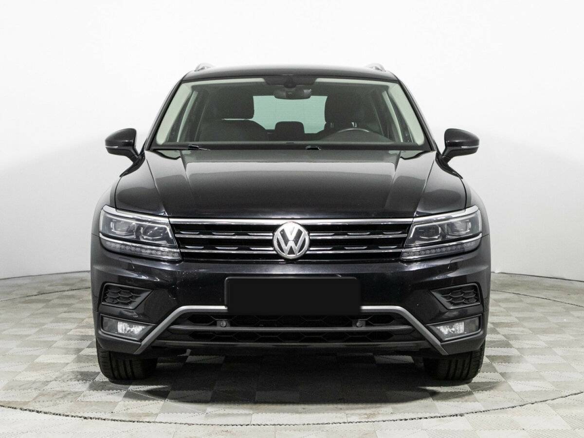 Volkswagen Tiguan с пробегом — 2018 год. Фото: #1