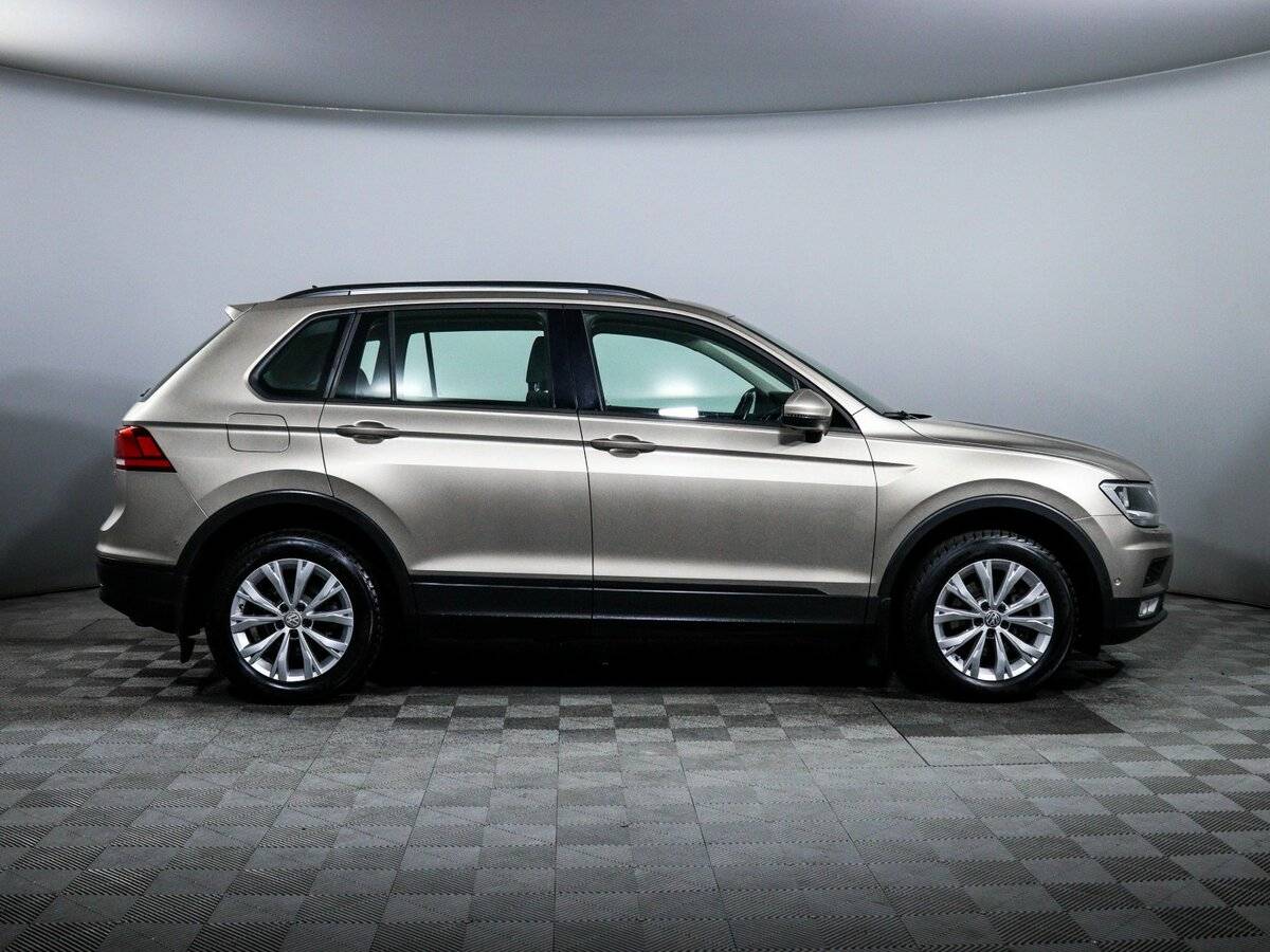 Volkswagen Tiguan с пробегом — 2017 год. Фото: #3