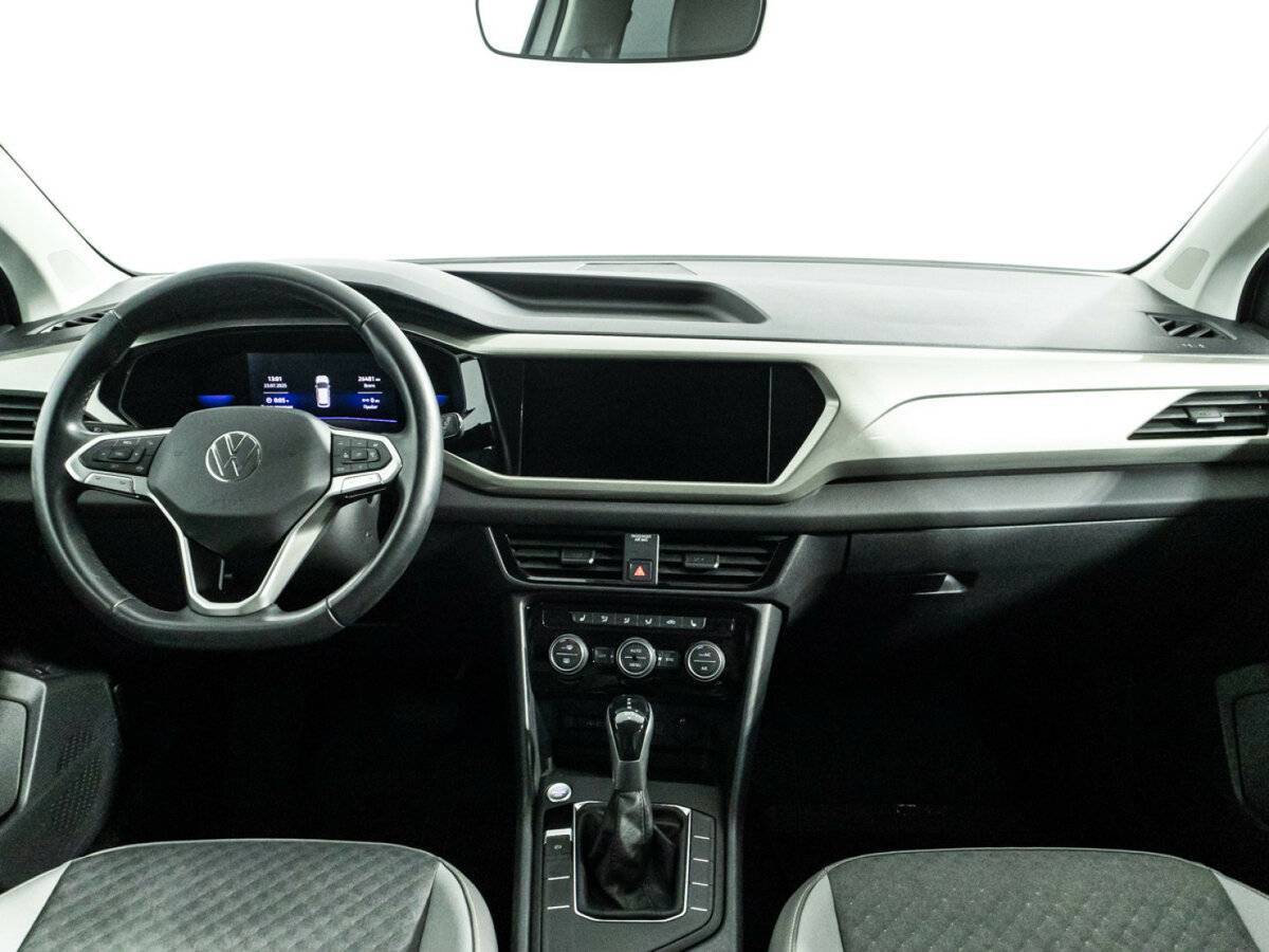 Volkswagen Taos с пробегом — 2021 год. Фото: #12