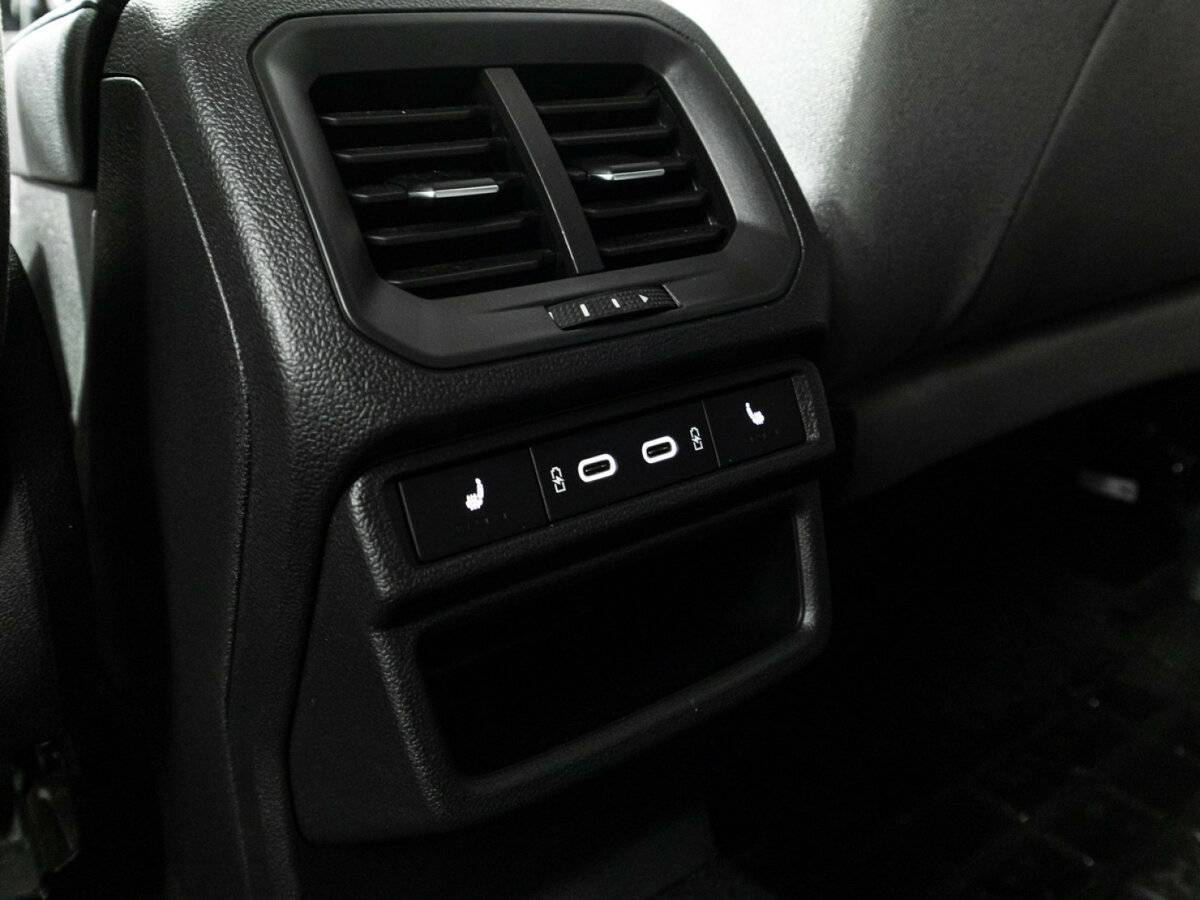 Volkswagen Taos с пробегом — 2021 год. Фото: #22