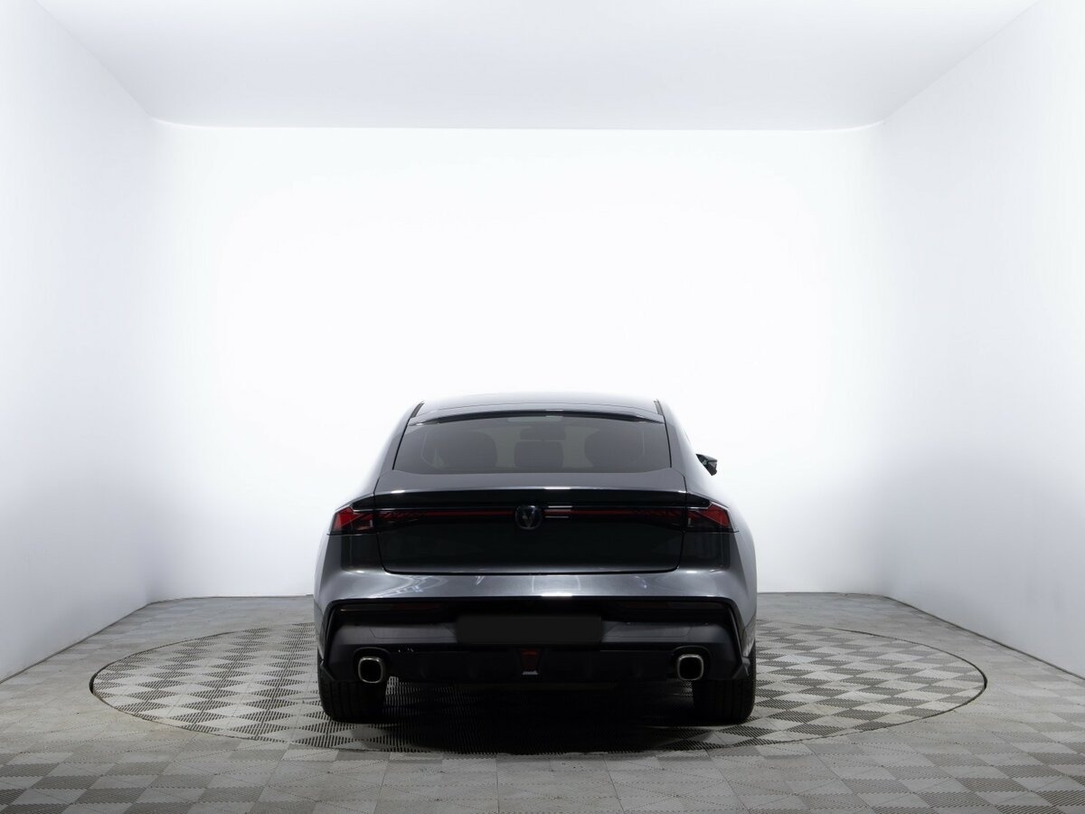 Changan UNI-V с пробегом — 2023 год. Фото: #5