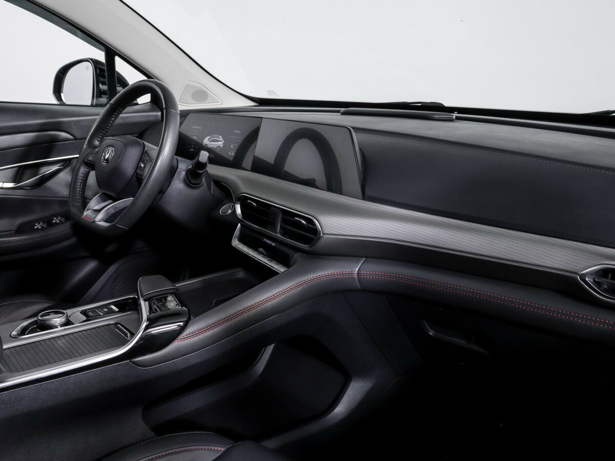 Changan UNI-T с пробегом — 2023 год. Фото: #6