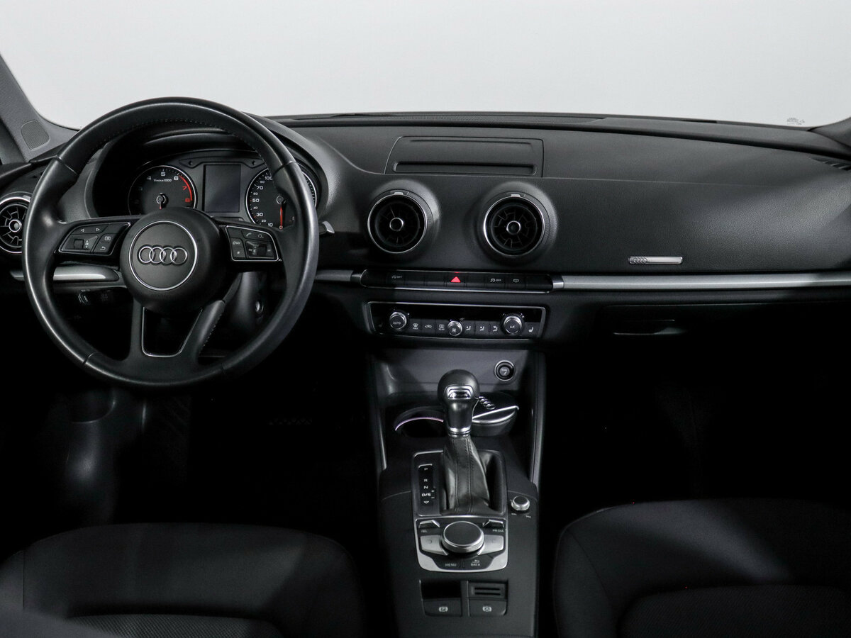 Audi A3 с пробегом — 2018 год. Фото: #9