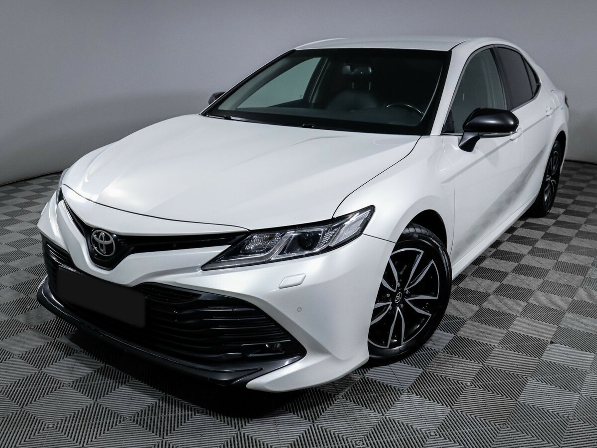 Toyota Camry с пробегом — 2020 год. Фото: #13