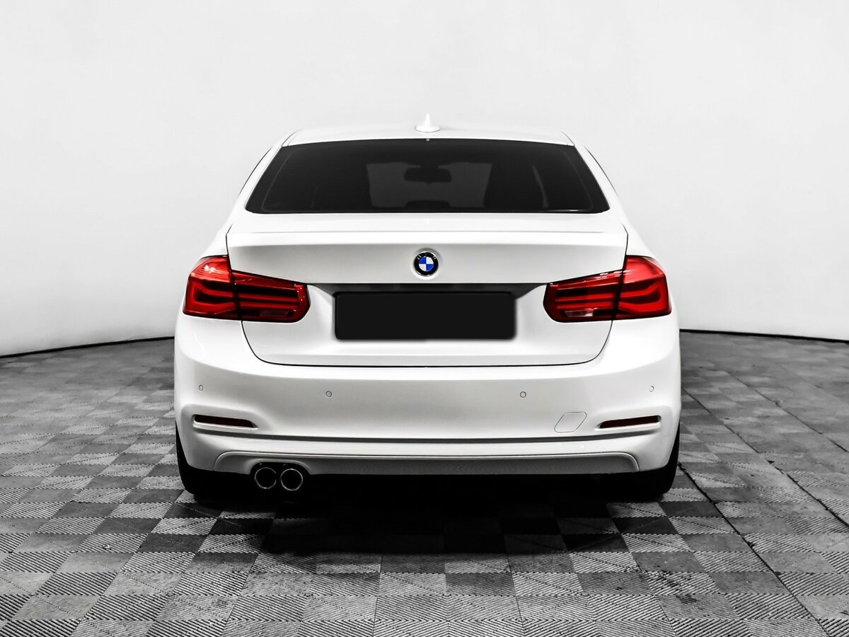 BMW 3 серии с пробегом — 2017 год. Фото: #5