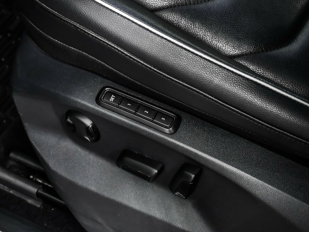 Volkswagen Tiguan с пробегом — 2020 год. Фото: #15