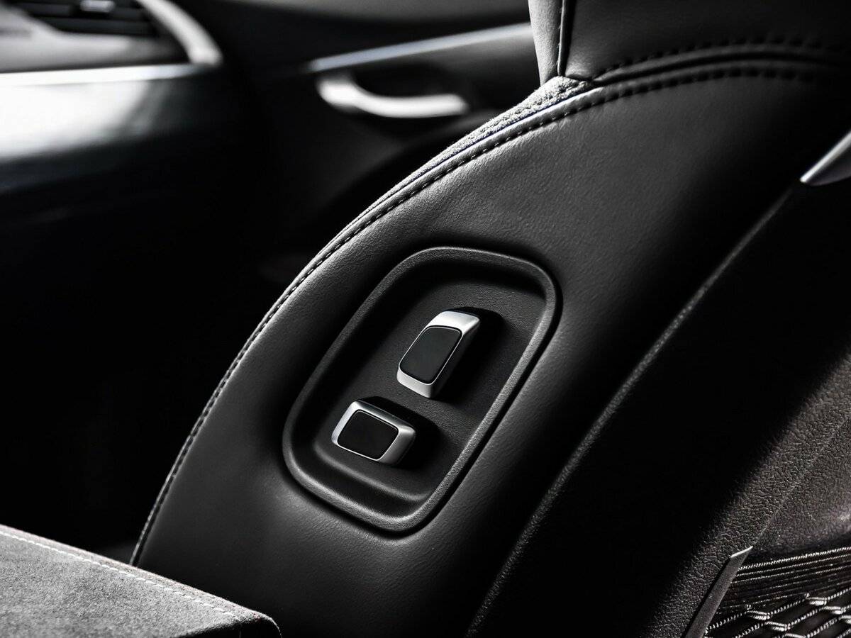 Geely Tugella с пробегом — 2022 год. Фото: #12