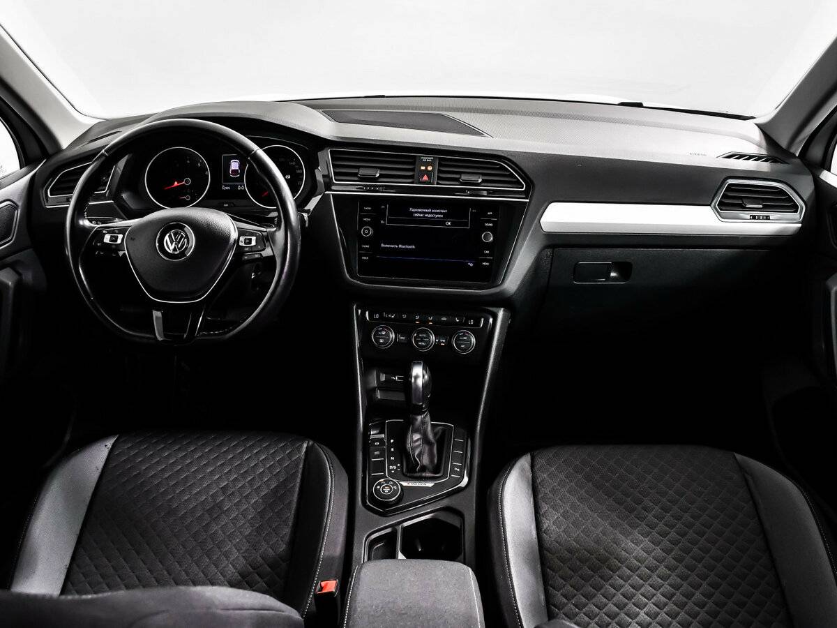 Volkswagen Tiguan с пробегом — 2020 год. Фото: #9
