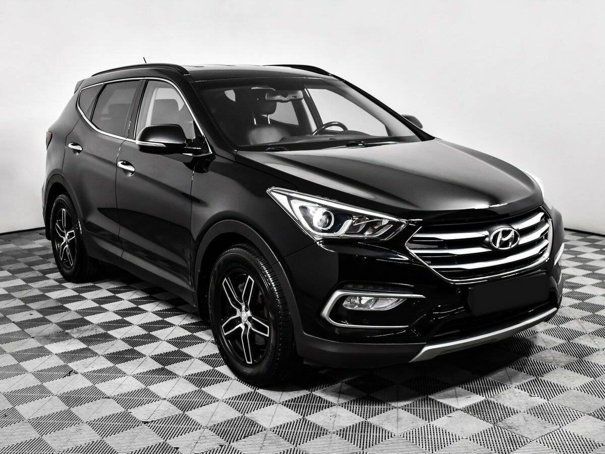 Hyundai Santa Fe с пробегом — 2017 год. Фото: #2