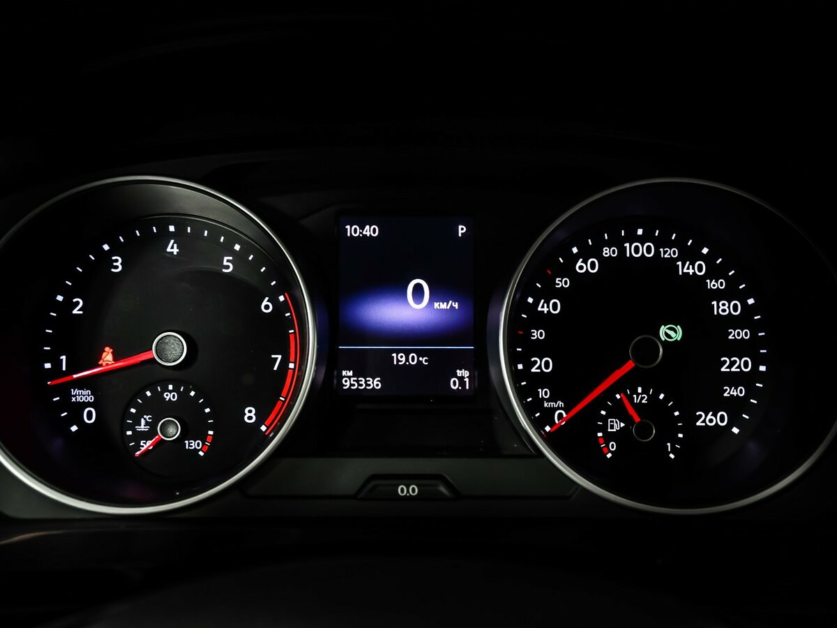 Volkswagen Tiguan с пробегом — 2017 год. Фото: #8