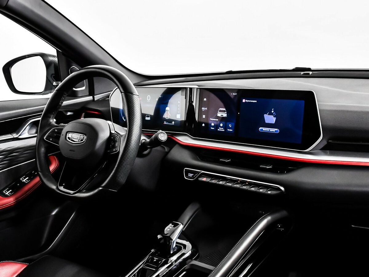 Geely Coolray с пробегом — 2023 год. Фото: #7