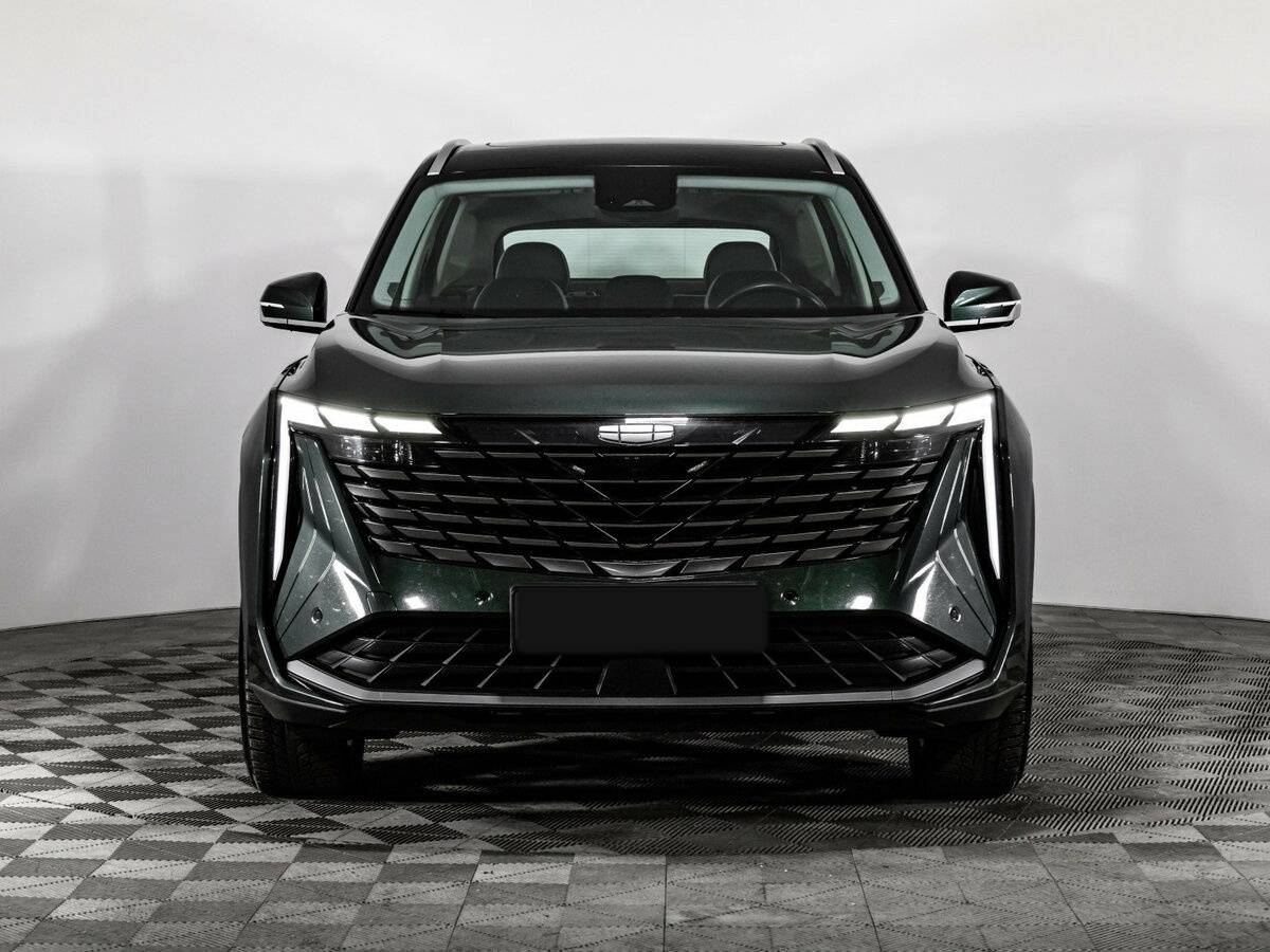Geely Atlas с пробегом — 2023 год. Фото: #2