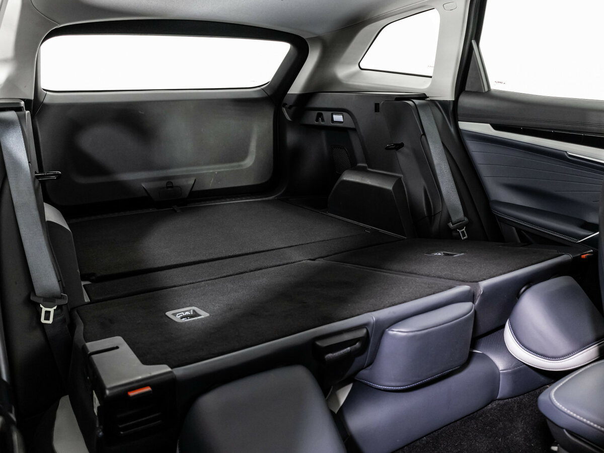 Geely Atlas с пробегом — 2023 год. Фото: #21