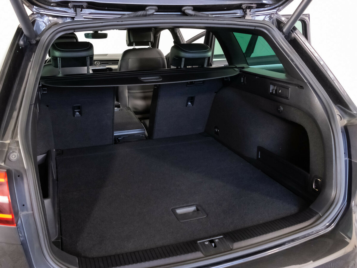 Volkswagen Passat с пробегом — 2018 год. Фото: #29
