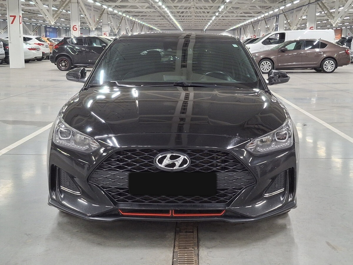 Hyundai Veloster с пробегом — 2019 год. Фото: #1