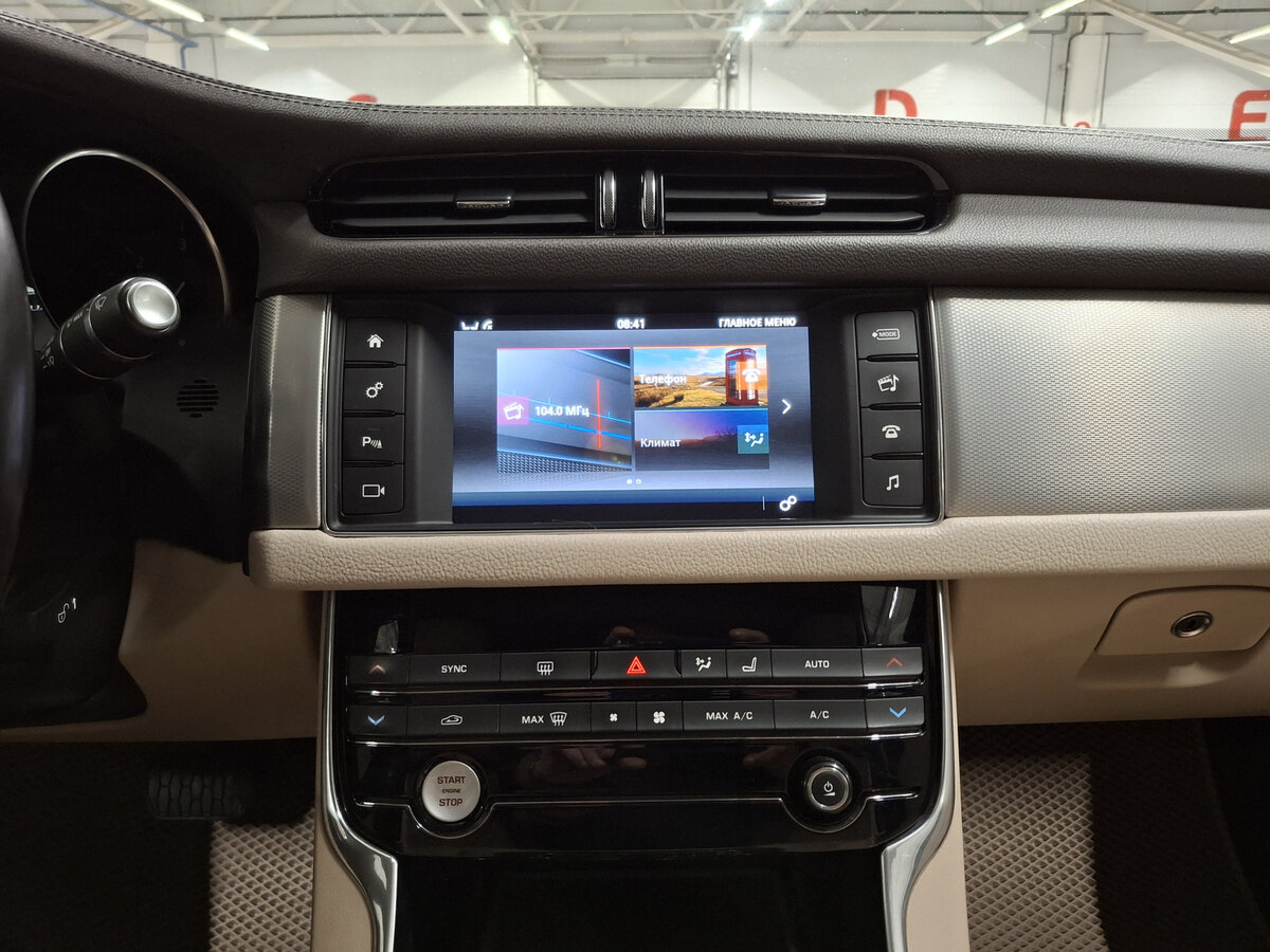 Jaguar XF с пробегом — 2016 год. Фото: #14