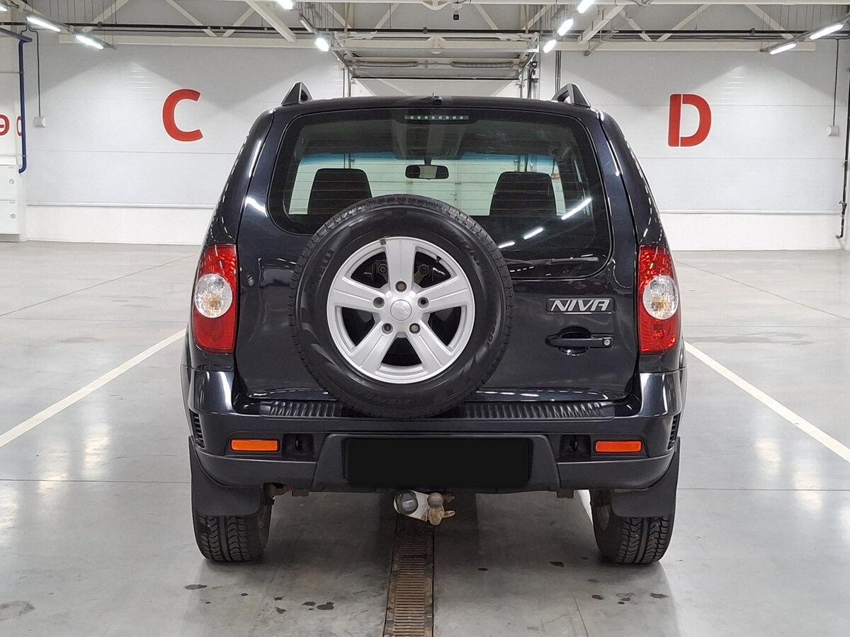Chevrolet Niva с пробегом — 2017 год. Фото: #5