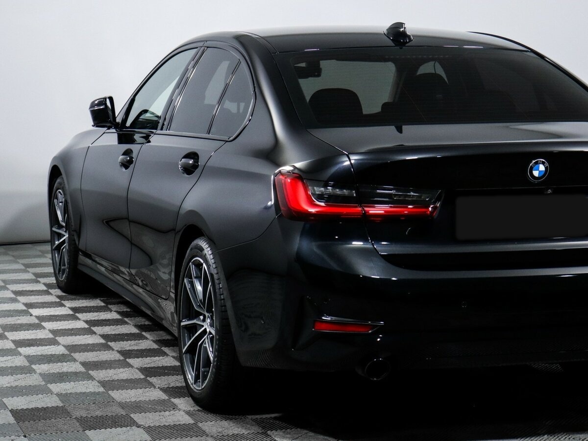 BMW 3 серии с пробегом — 2021 год. Фото: #16
