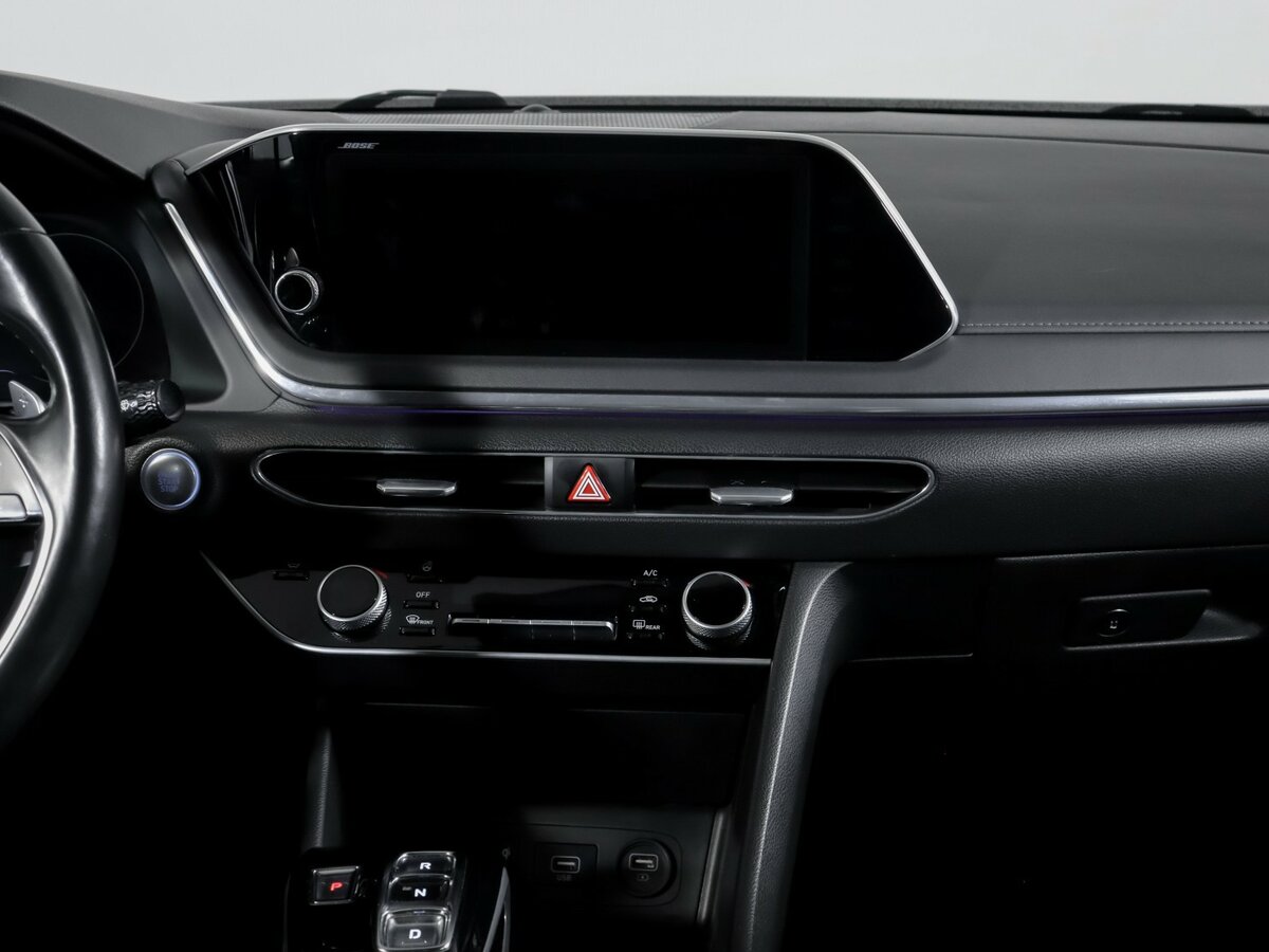 Hyundai Sonata с пробегом — 2022 год. Фото: #12
