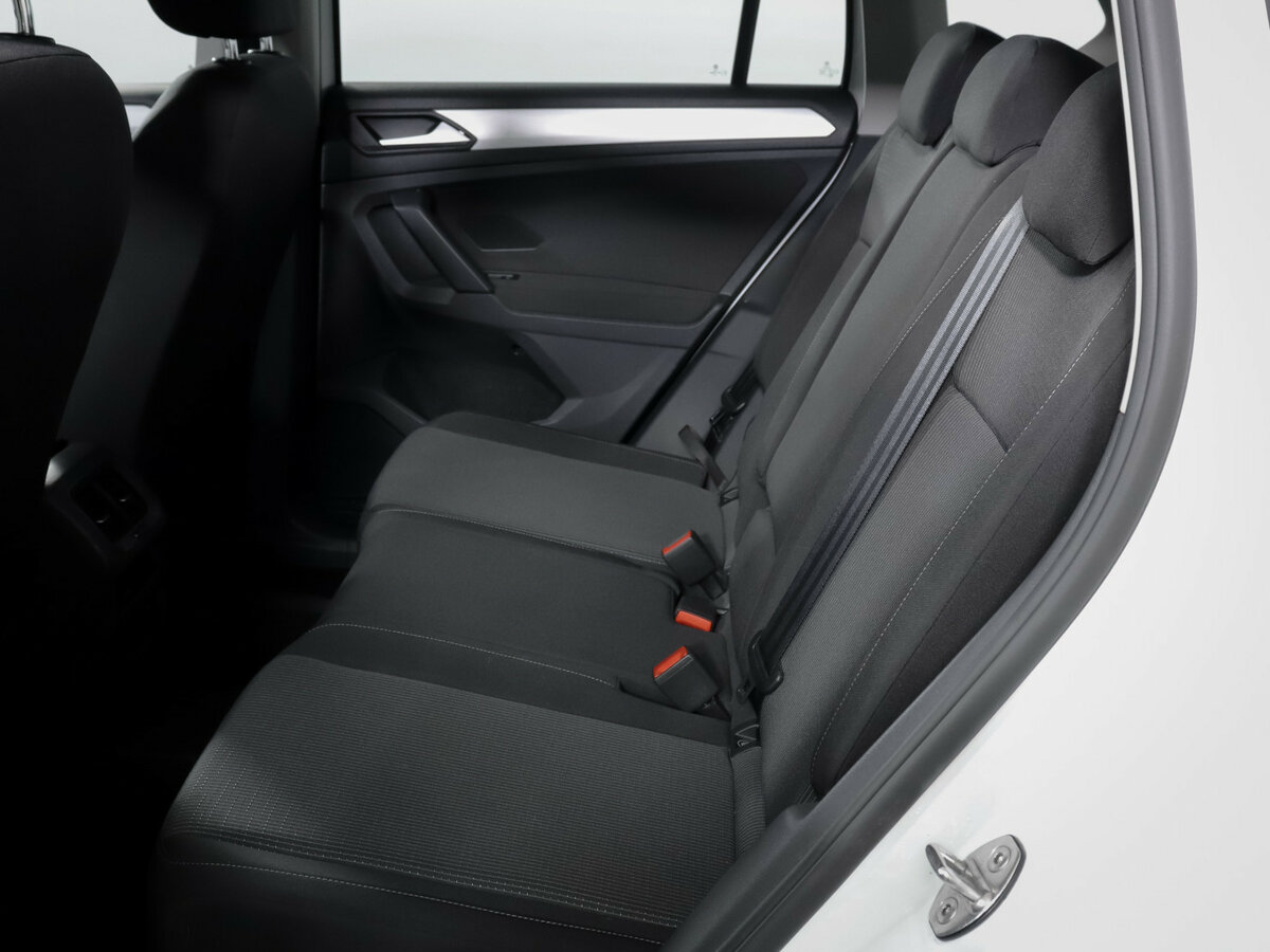 Volkswagen Tiguan с пробегом — 2020 год. Фото: #9