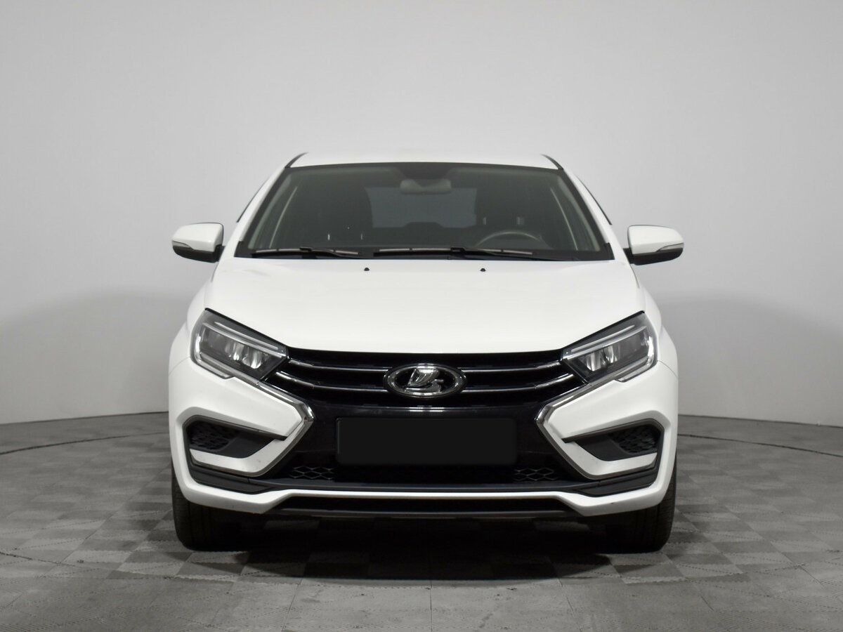 Lada (ВАЗ) Vesta с пробегом — 2023 год. Фото: #1