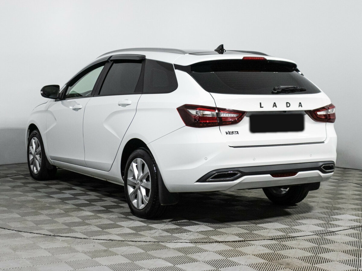 Lada (ВАЗ) Vesta с пробегом — 2024 год. Фото: #6