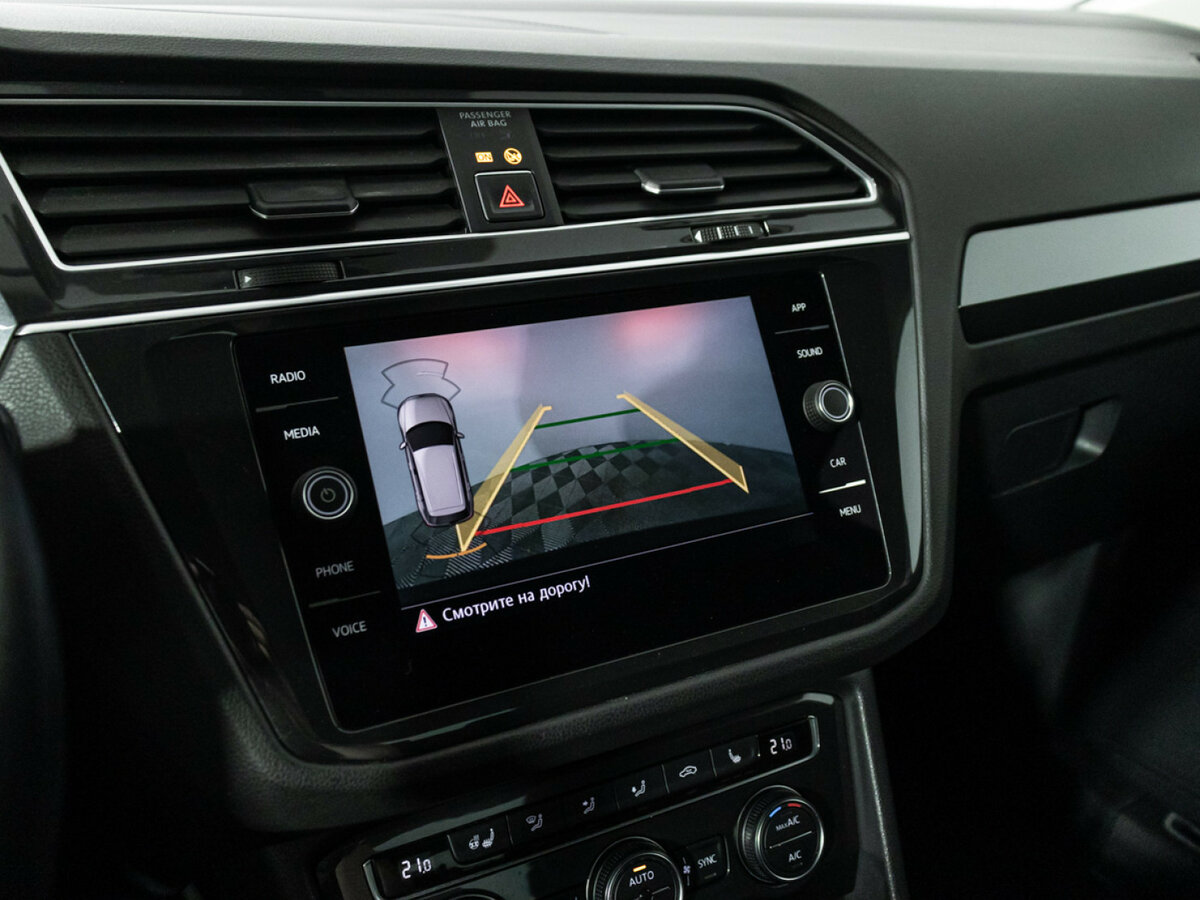 Volkswagen Tiguan с пробегом — 2018 год. Фото: #13