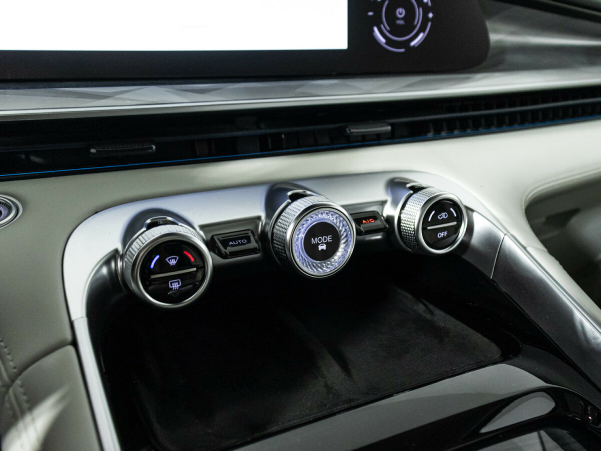 EXEED RX с пробегом — 2023 год. Фото: #18