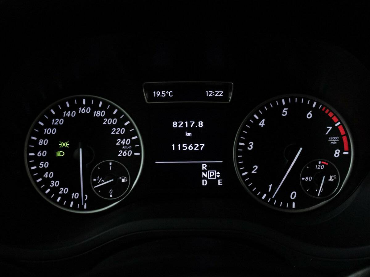 Mercedes-Benz B-Класс с пробегом — 2014 год. Фото: #11