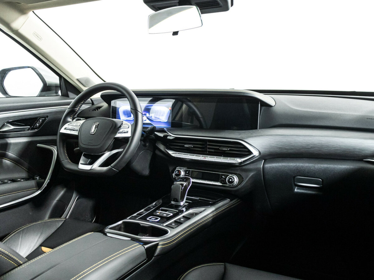 FAW Bestune T77 с пробегом — 2024 год. Фото: #8