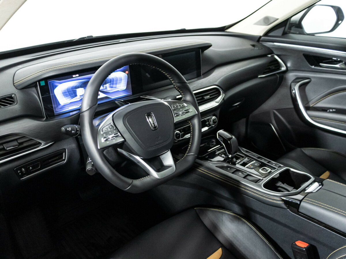 FAW Bestune T77 с пробегом — 2024 год. Фото: #10