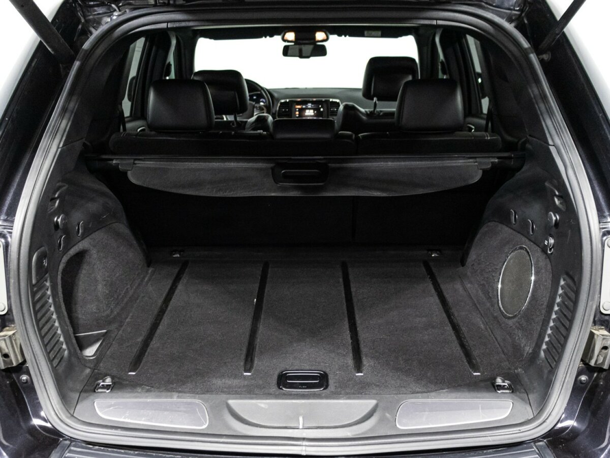 Jeep Grand Cherokee с пробегом — 2015 год. Фото: #13