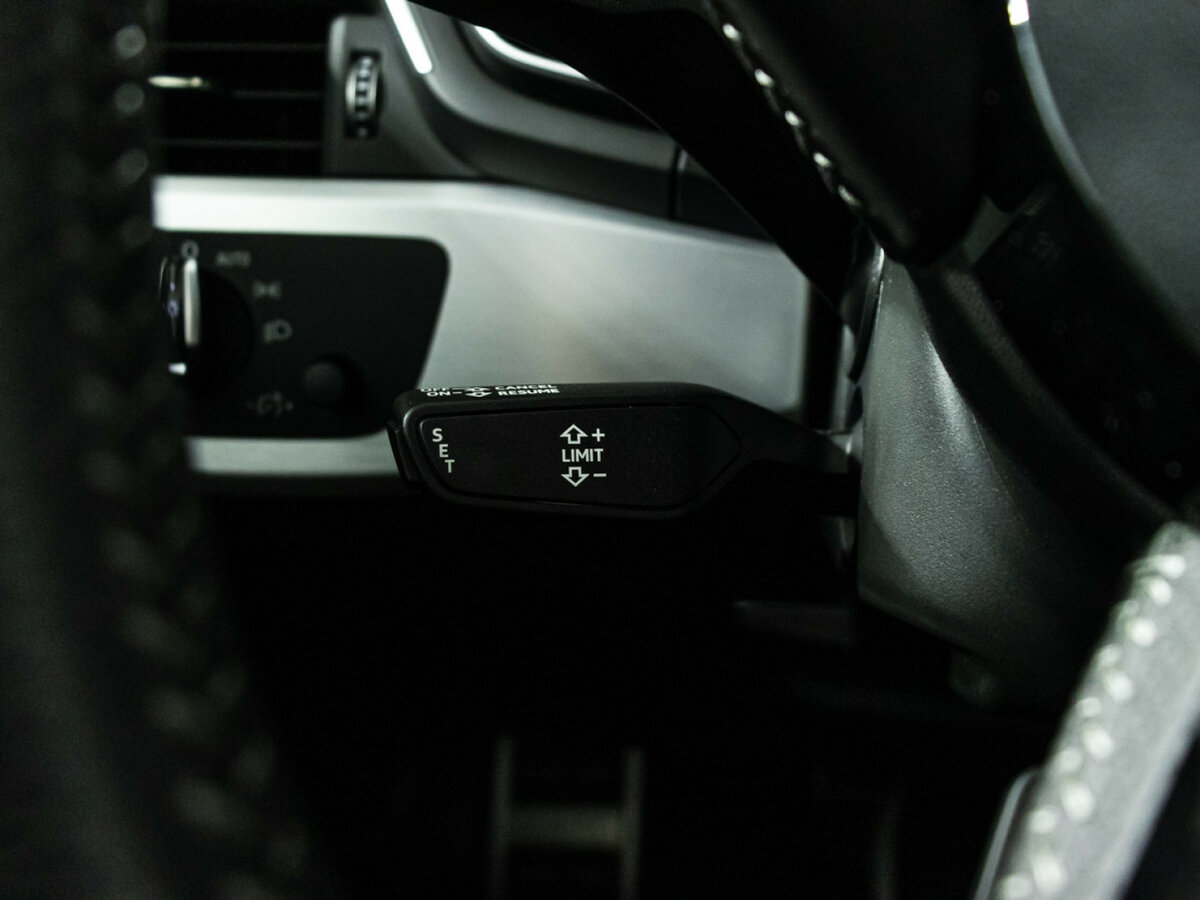 Audi A4 с пробегом — 2016 год. Фото: #17