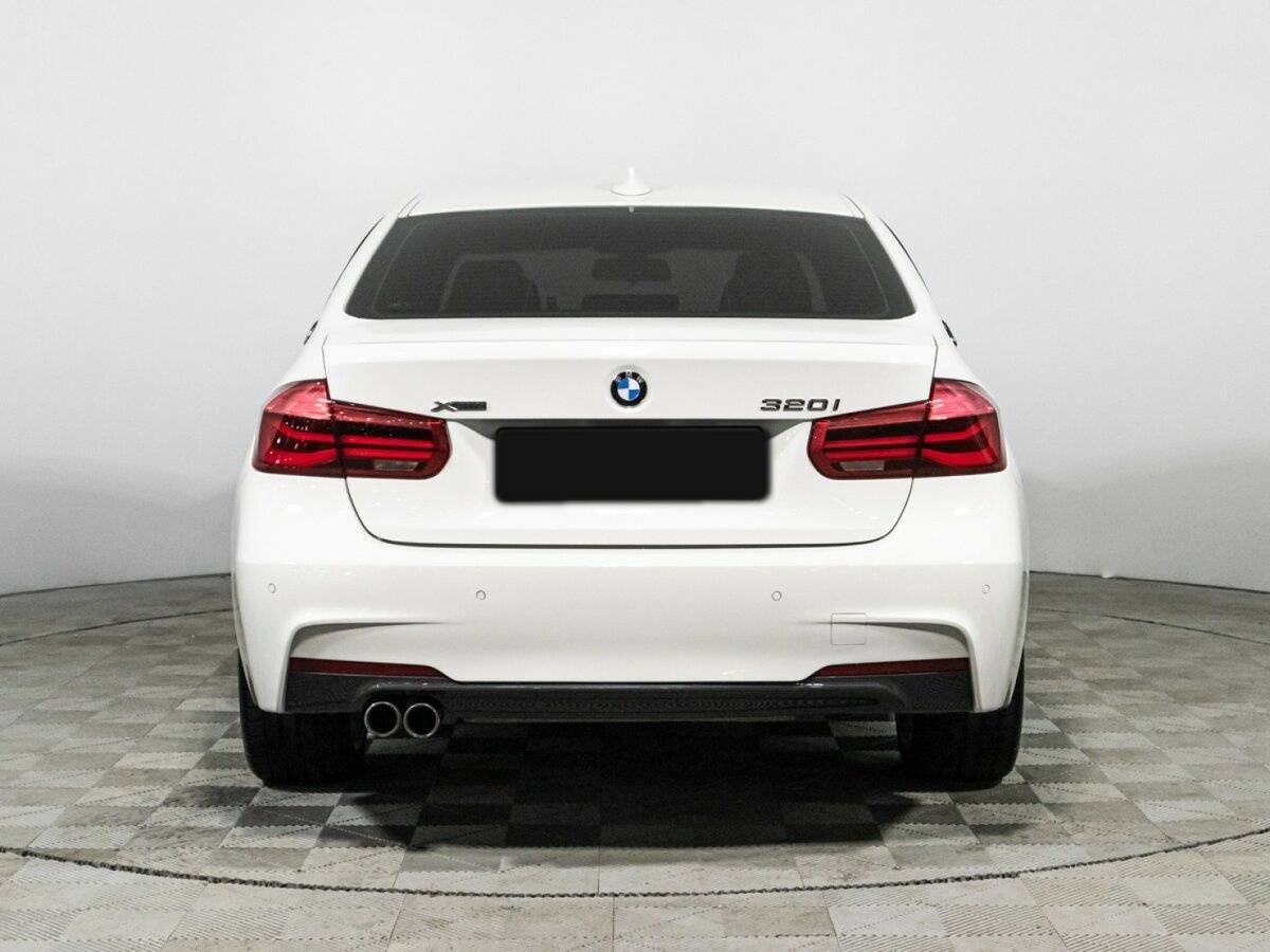 BMW 3 серии с пробегом — 2016 год. Фото: #5