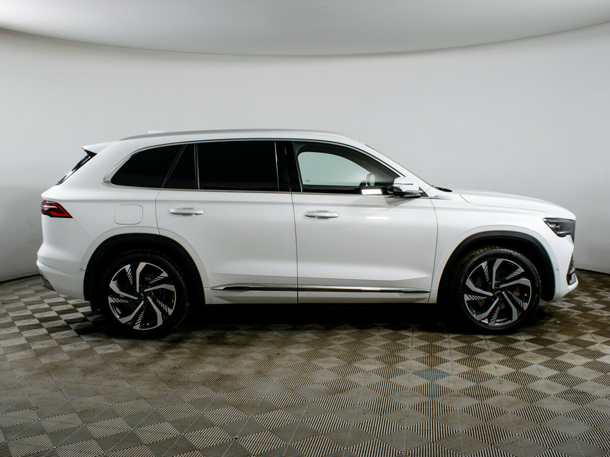 Geely Monjaro с пробегом — 2023 год. Фото: #3