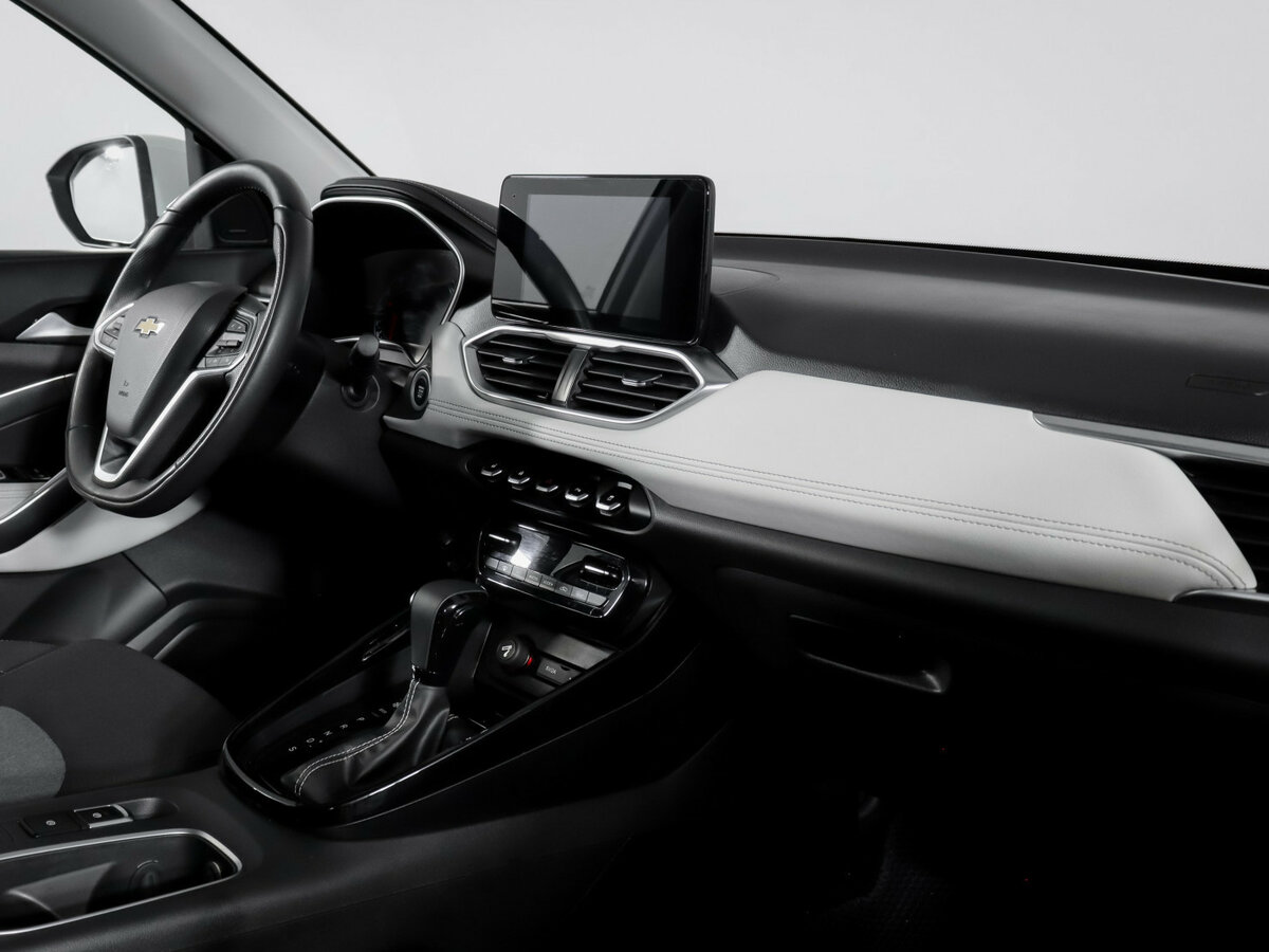 Chevrolet Captiva с пробегом — 2021 год. Фото: #8