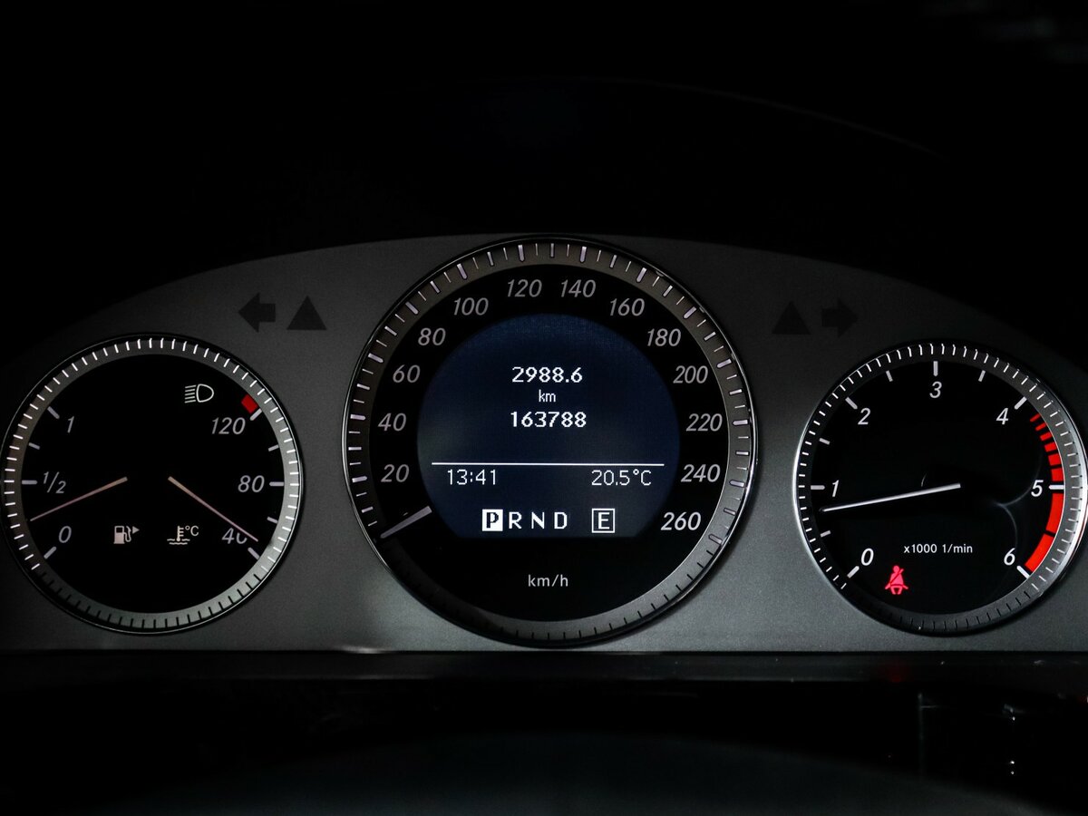 Mercedes-Benz GLK-Класс с пробегом — 2012 год. Фото: #10