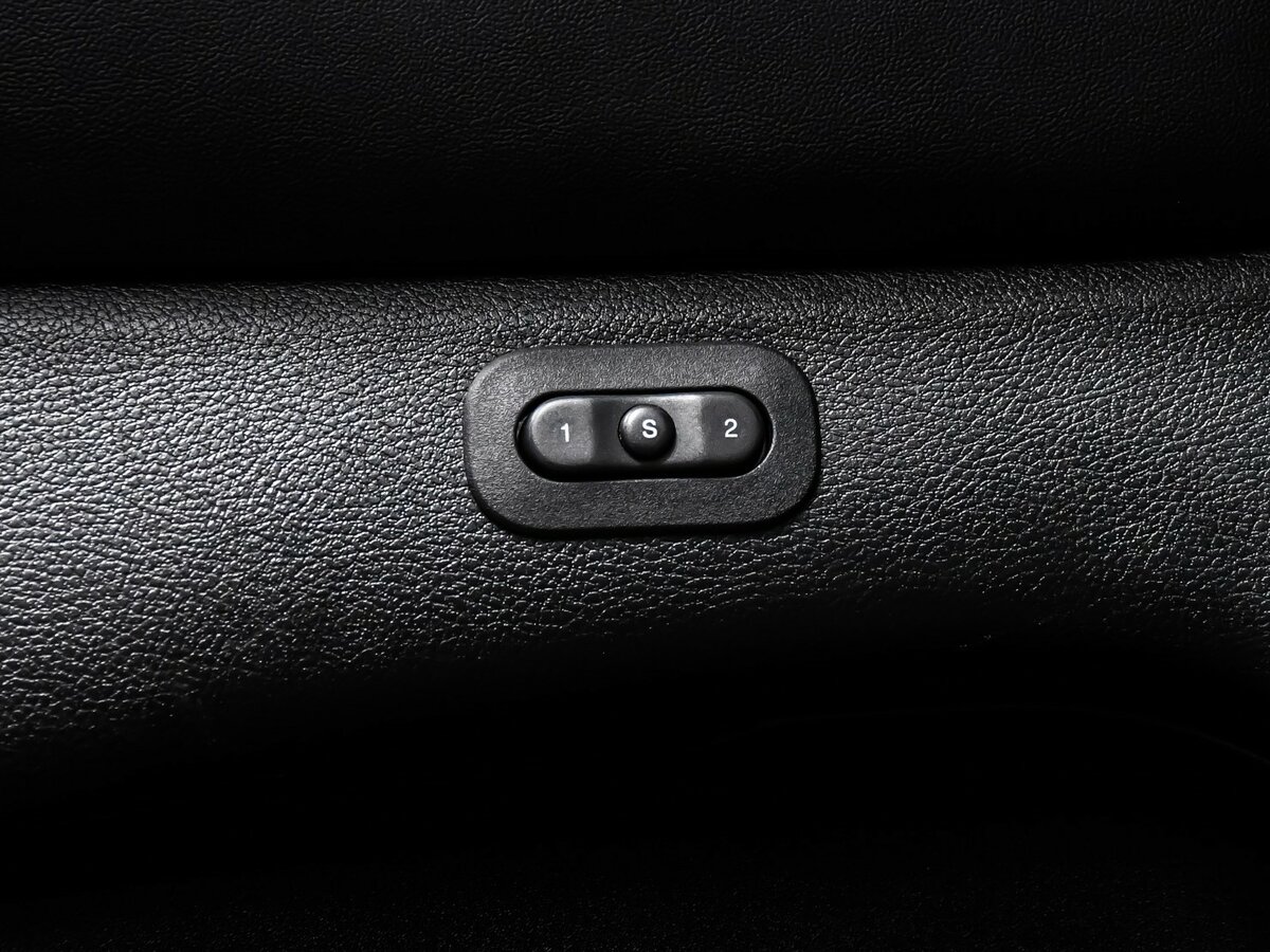 Jeep Grand Cherokee с пробегом — 2014 год. Фото: #14