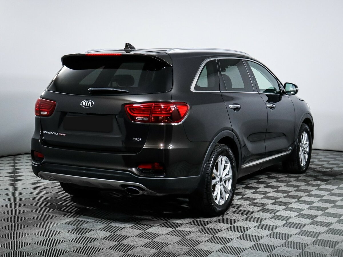 Kia Sorento с пробегом — 2019 год. Фото: #3
