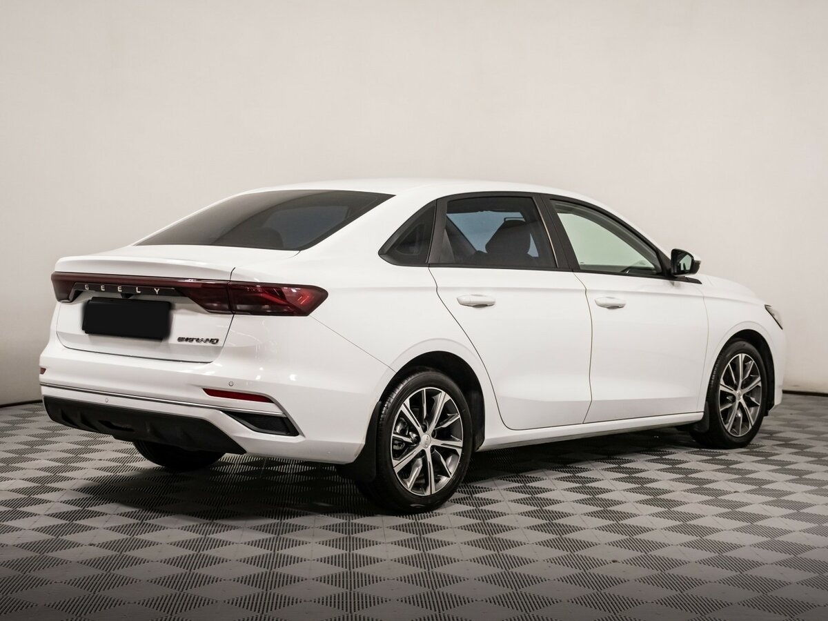 Geely Emgrand с пробегом — 2023 год. Фото: #3