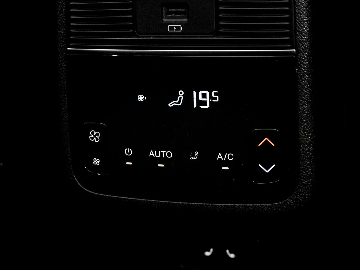 EXEED VX с пробегом — 2022 год. Фото: #16