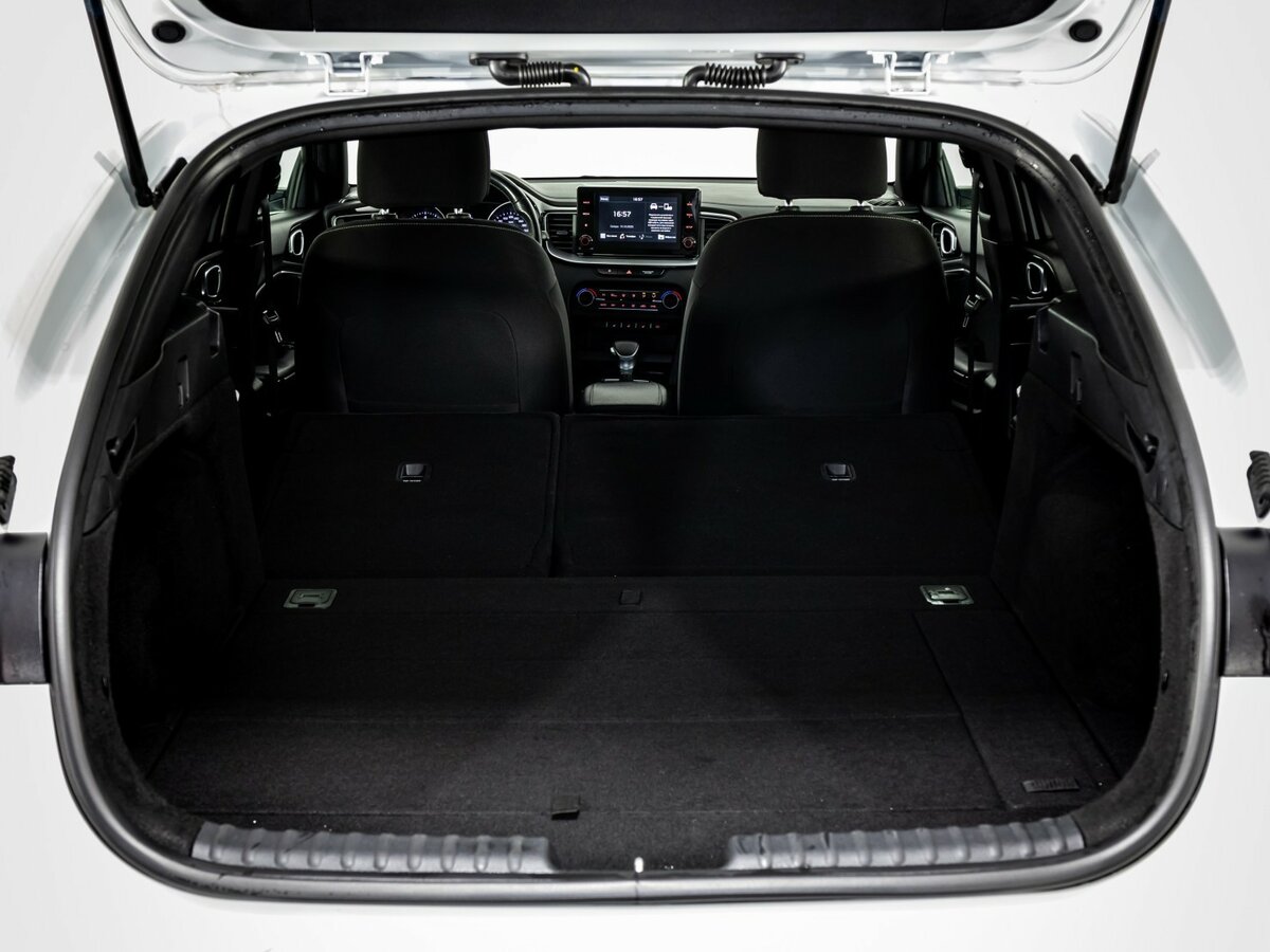 Kia Proceed с пробегом — 2021 год. Фото: #27